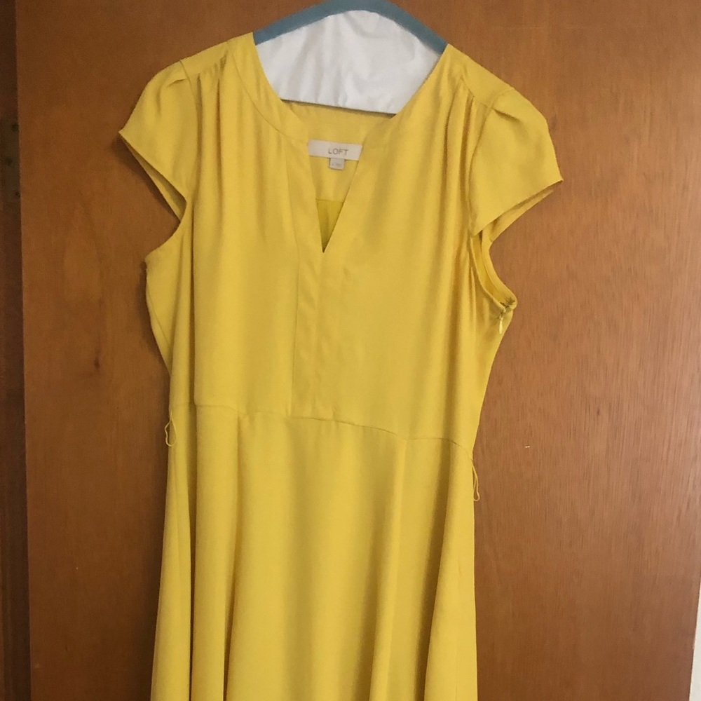 Gorgeous Yellow Ann Taylor Loft Yellow SummerDress